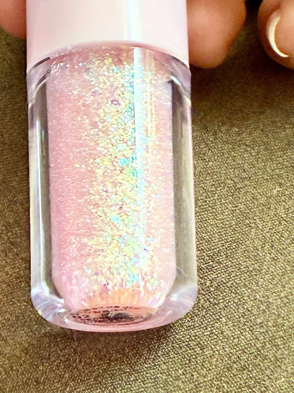 Colorgram milk bling eyeshadow in shade opal flash if you like glitter, get this - Picture 3 of 10